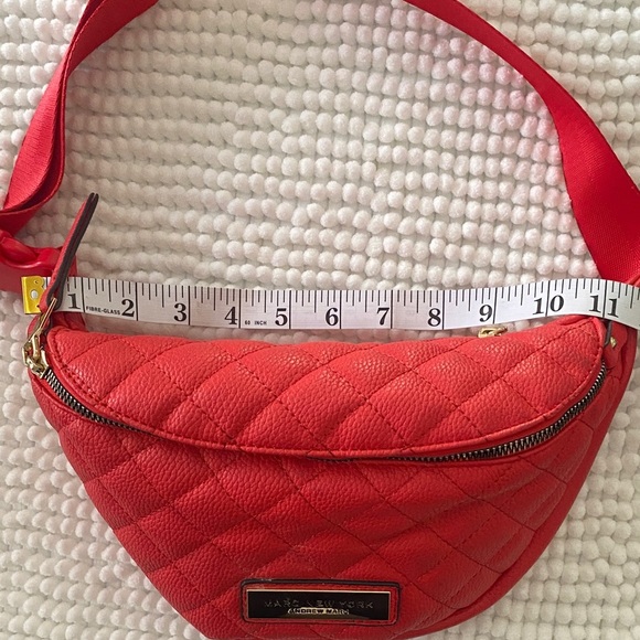 Andrew Marc New York Red Quilted Crossbody Bag - Picture 7 of 9
